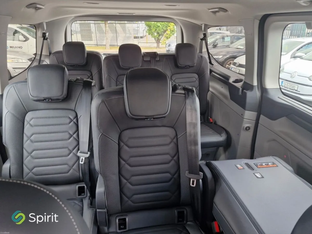 Ford Tourneo Custom Titanium 8 Seater / High Speci - Image 5
