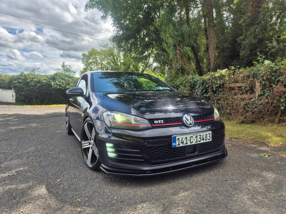 VW GOLF GTI PERFORMANCE - Image 4
