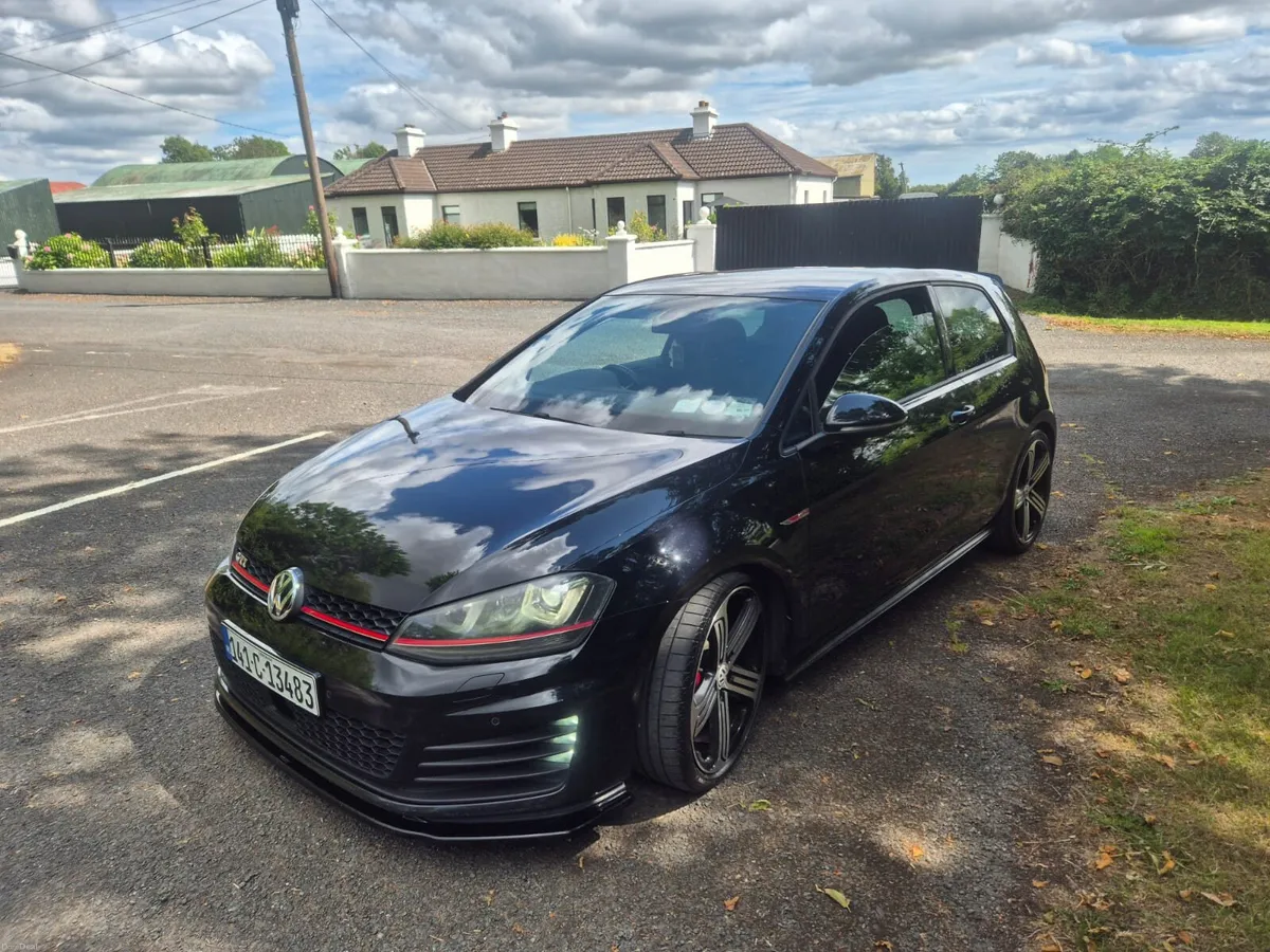 VW GOLF GTI PERFORMANCE - Image 2