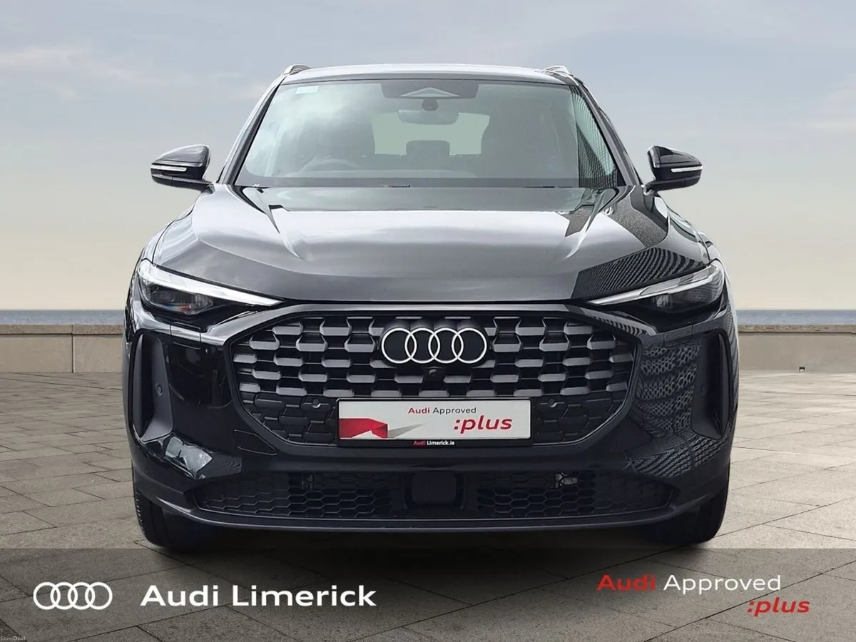 Audi Q5 Q5 E-HYBRID Q SE + UPGRADED ALLOYS - Image 2
