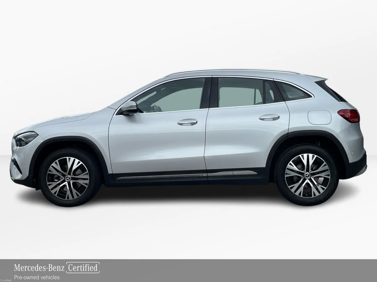 Mercedes-Benz GLA 180D Progressive Line Plus Compa - Image 6