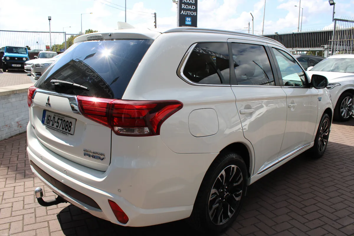 Mitsubishi Outlander 2016 - Image 4