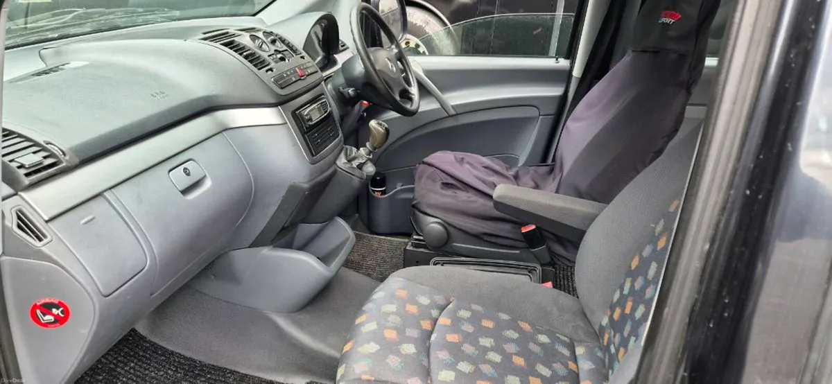 Mercedes Vito 2.1 cdti 8 seater - Image 5
