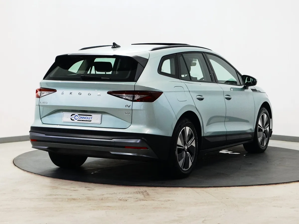*77* 2023 Skoda Enyaq 60 EV AUTO - Image 3