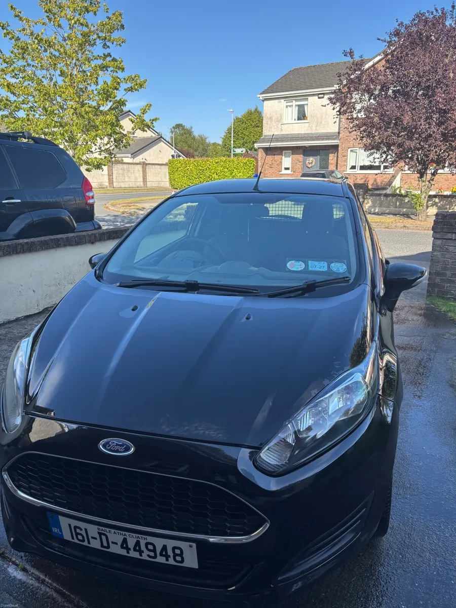 Ford Fiesta Van 2016 - Image 1