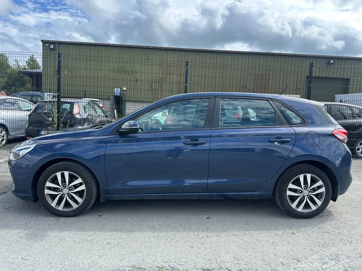 Hyundai i30 2018 Auto Diesel Fresh NCT - Image 2