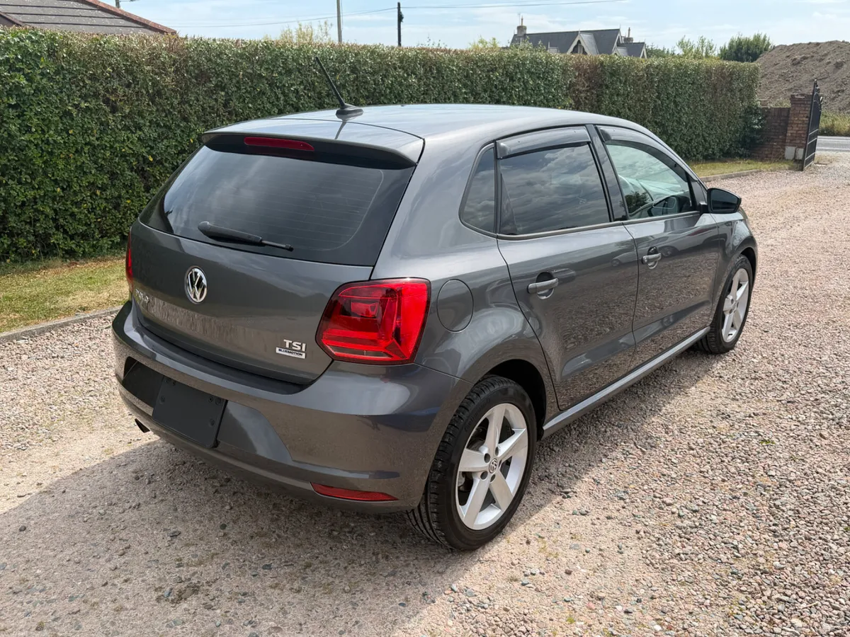 172 Volkswagen Polo Highline DSG - Image 4