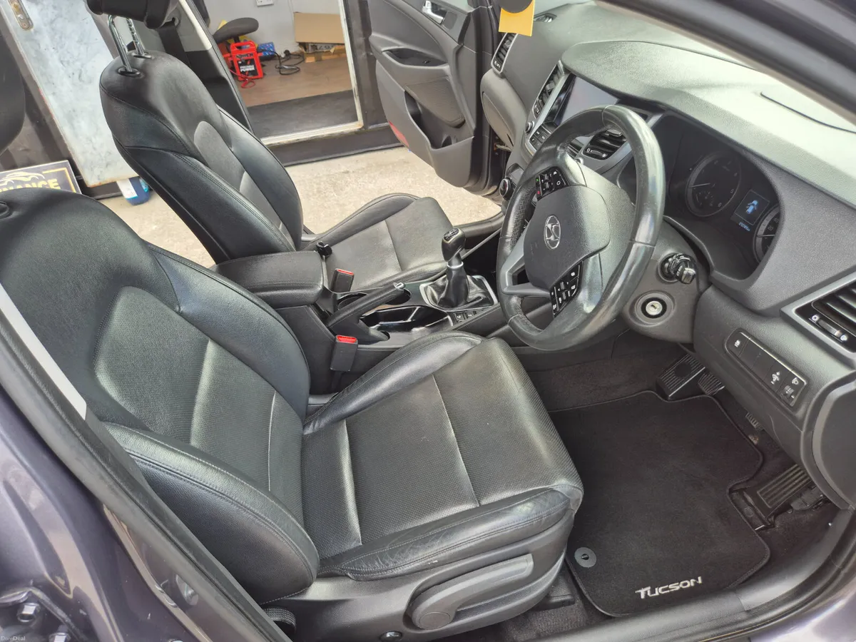 🦏 Hyundai Tucson 2016 executive.leather 🦏 - Image 5