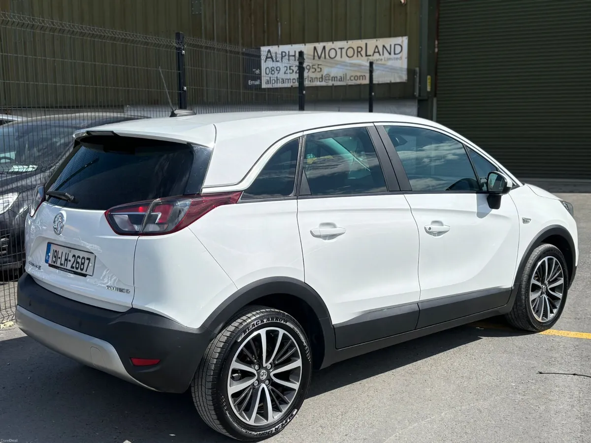 Vauxhall Crossland X 2019 Manual diesel - Image 4
