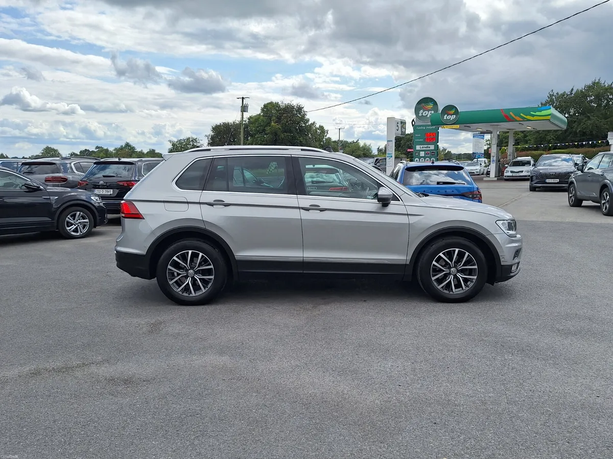 Volkswagen Tiguan 2.0 Tdi High Spec/Sunroof/Camera - Image 2