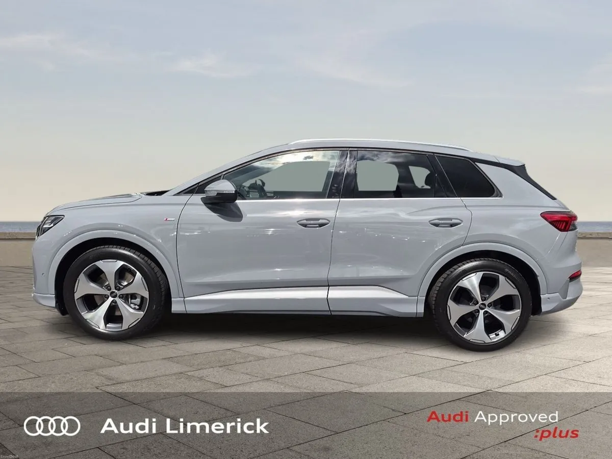 Audi Q4 e-tron 4 E-TRON S LINE  * NEW MODEL* - Image 4