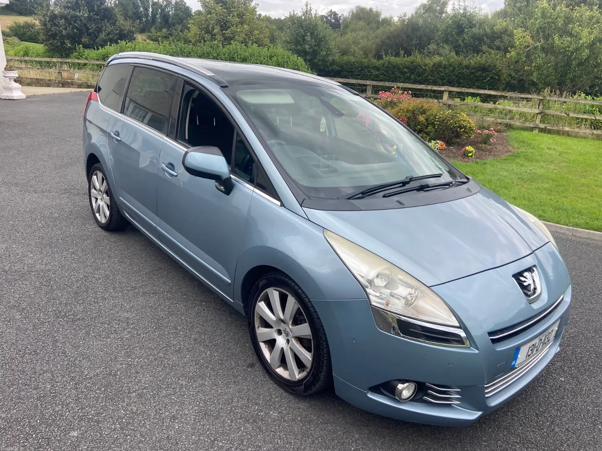 Peugeot 5008 2013 1.6hdi - Image 2