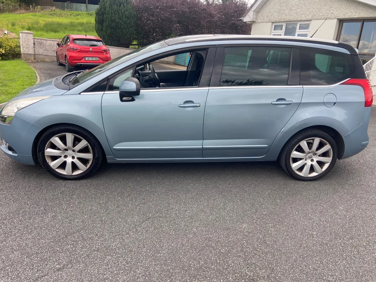 Peugeot 5008 2013 1.6hdi - Image 4