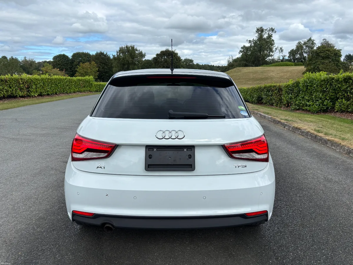 AUDI A1 1.0 TFSI AUTO 2018 - Image 6