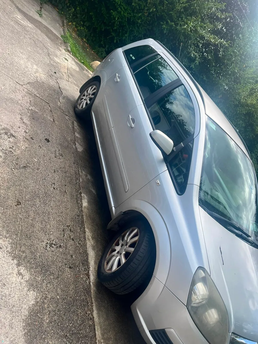Opel Zafira (7 seater) - Image 5