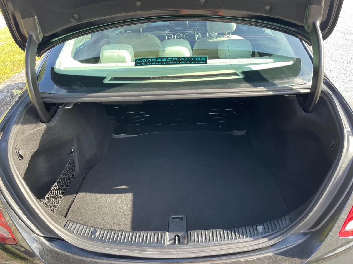 2015 Mercedes-Benz C-Class 1.6 Diesel Manual - Image 6