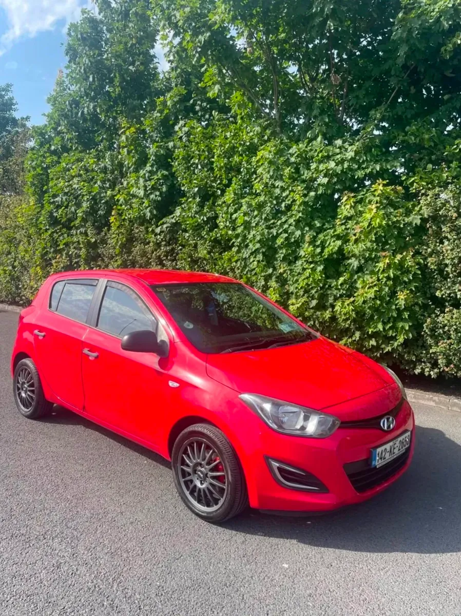 Hyundai i20 - Image 1