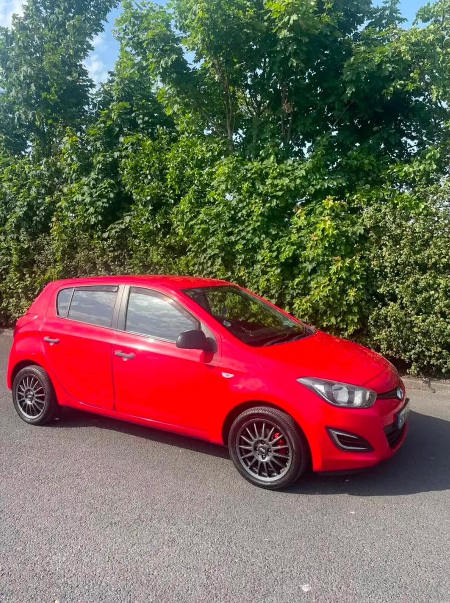 Hyundai i20 - Image 4