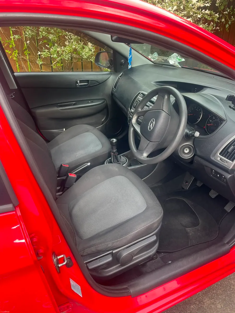Hyundai i20 - Image 6