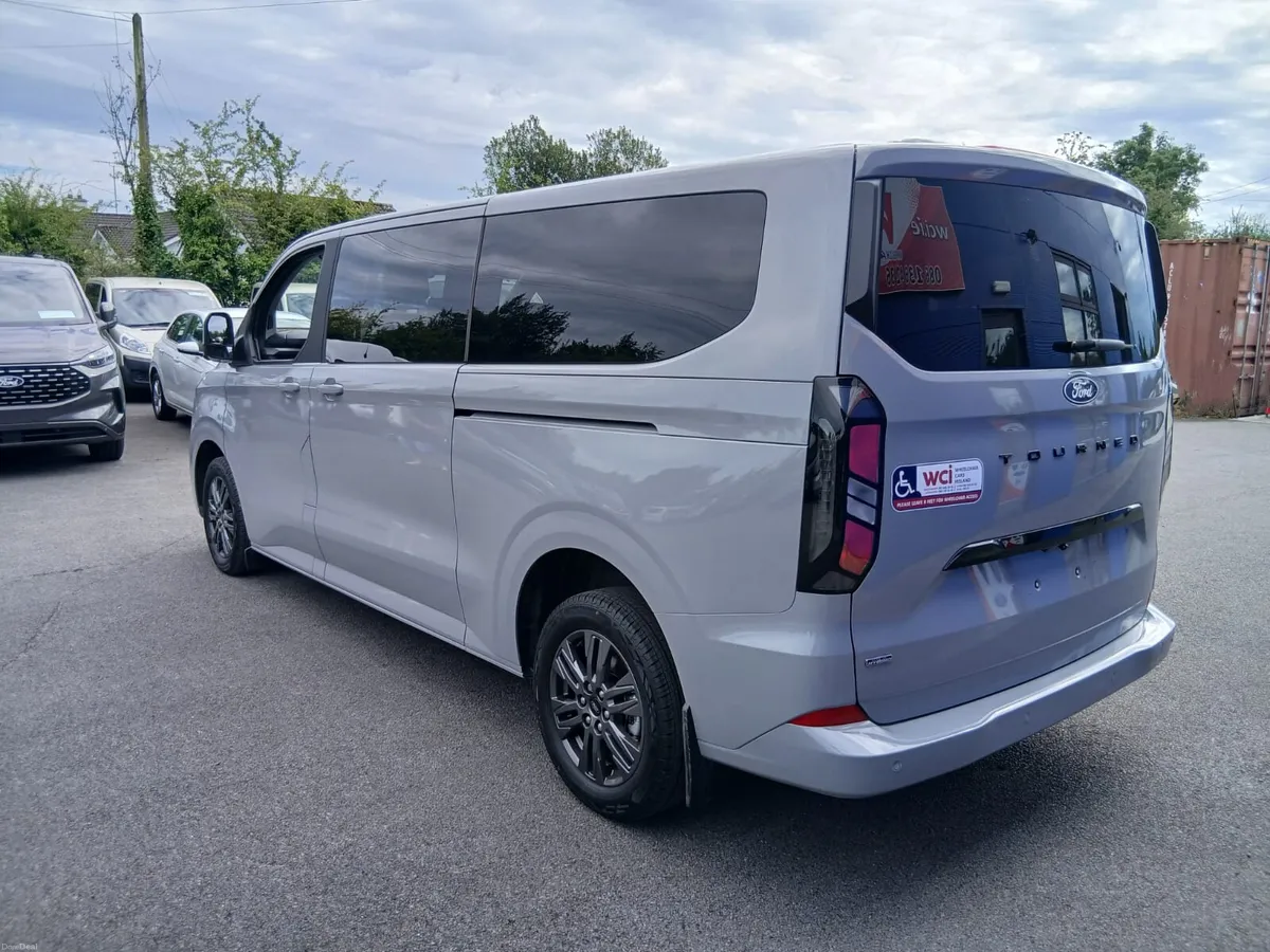 Ford Tourneo Custom Taxi 2026 - Image 6