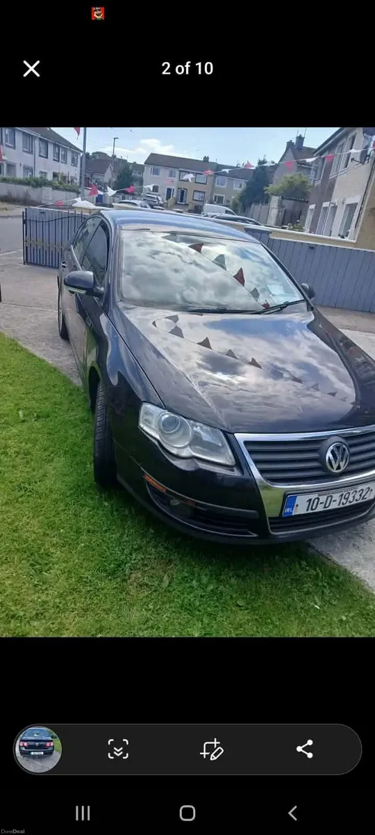 Volkswagen Passat 2010 - Image 2