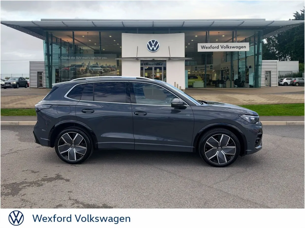Volkswagen Tiguan R-Line 75 2.0TDI DSG 150HP - Image 4