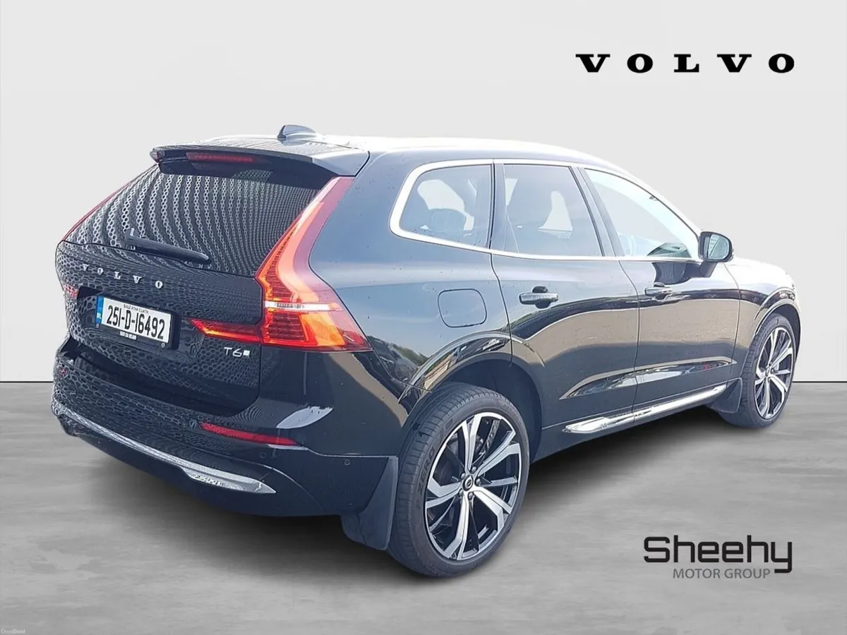 Volvo XC60 T6 PHEV AWD ULTRA - Image 2