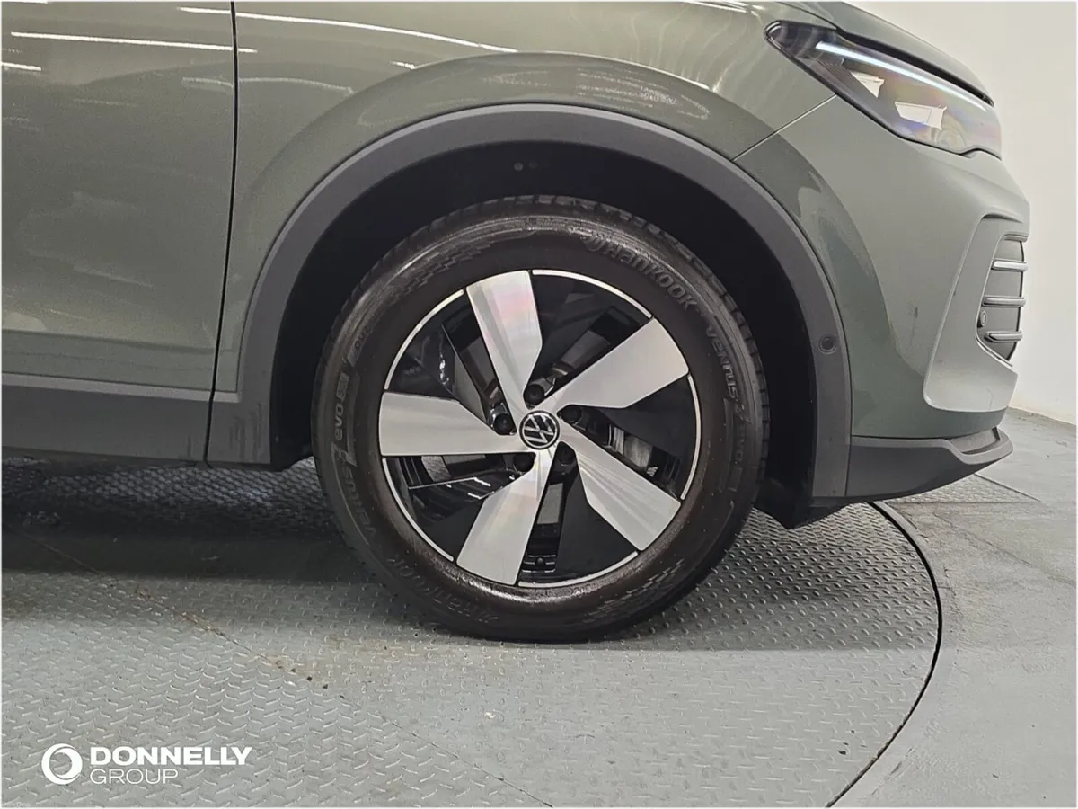 Volkswagen Tiguan Diesel Estate Match - Image 5