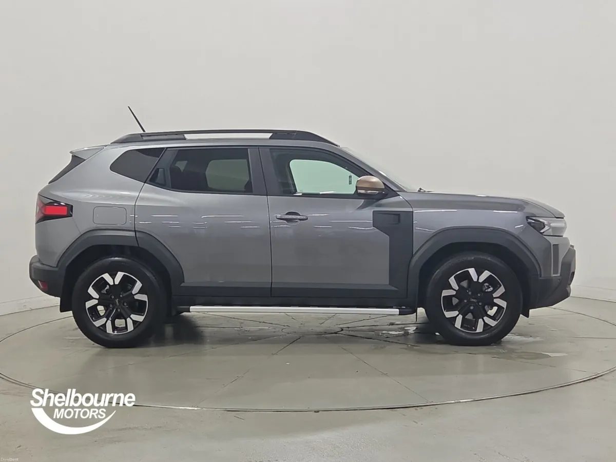 Dacia Duster Duster 1.6 Hybrid 140 Extreme 5dr Aut - Image 3
