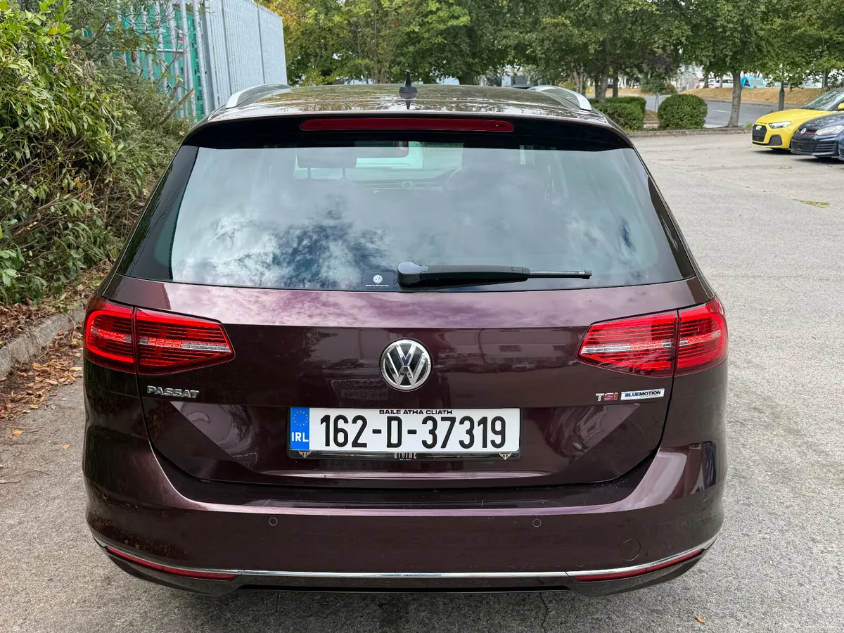 Volkswagen Passat 1.4 TFSI Leather Auto - Image 5