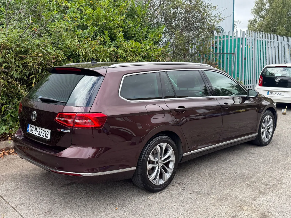 Volkswagen Passat 1.4 TFSI Leather Auto - Image 4