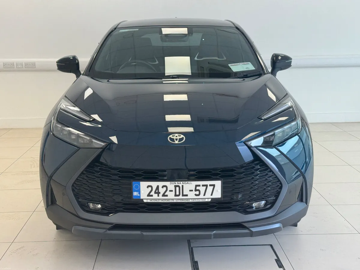 Toyota C-HR 2024 - Image 2
