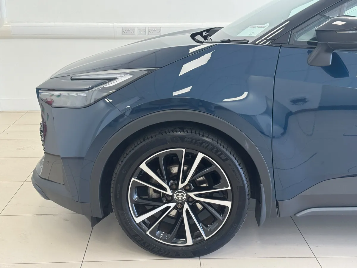 Toyota C-HR 2024 - Image 4