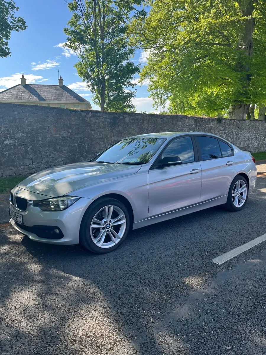 BMW 3 Series - Image 1