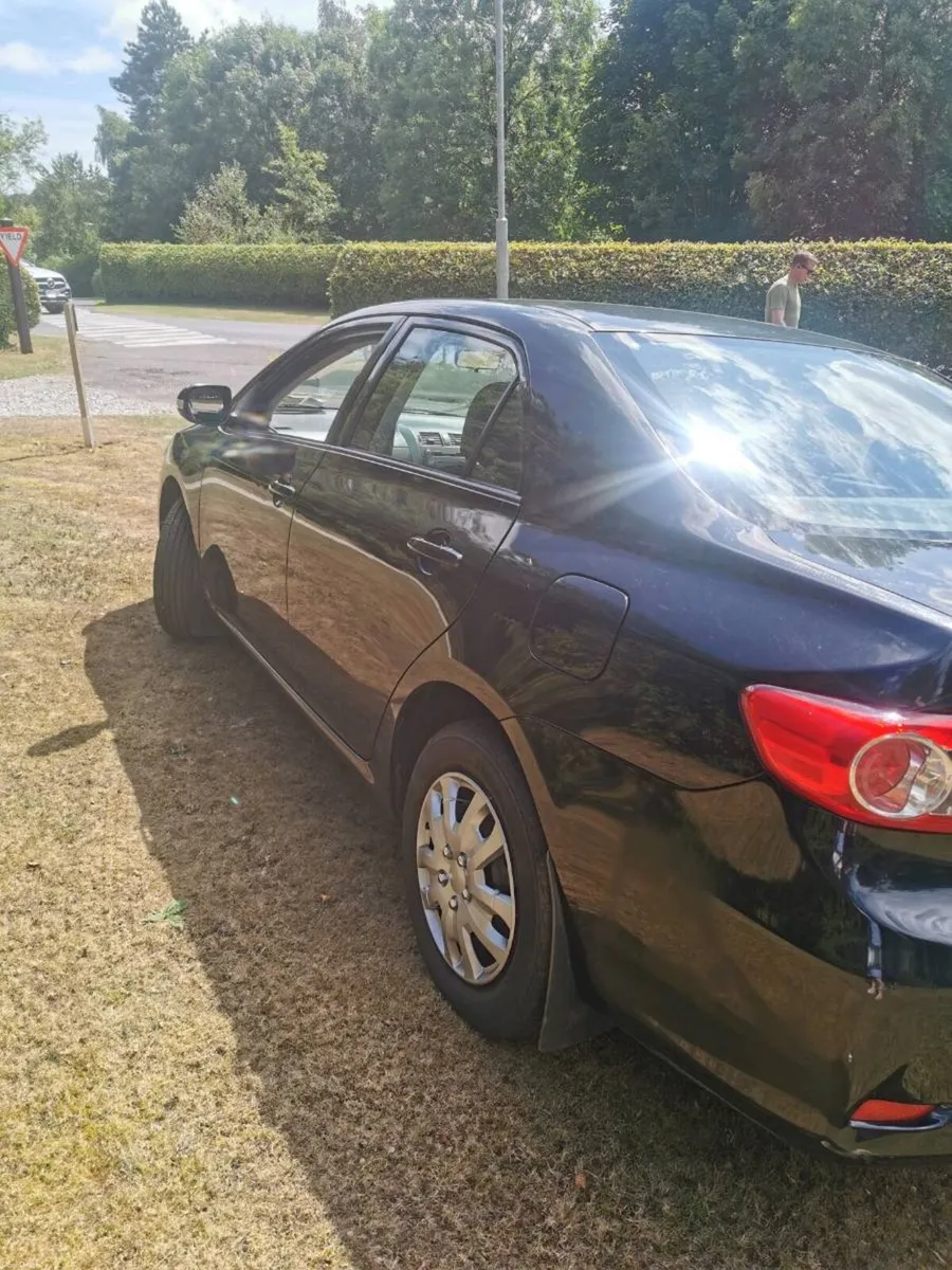 212 toyota corolla - Image 3