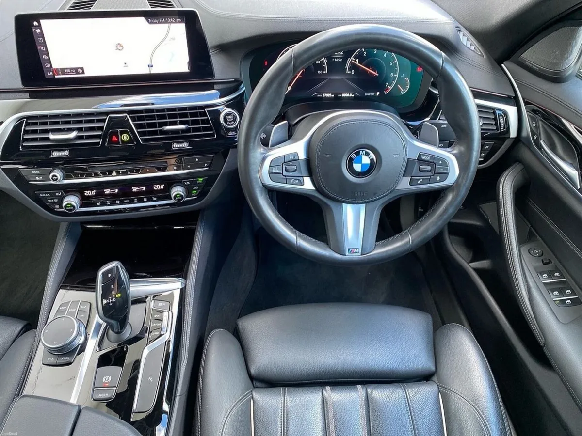 BMW 5-Series 520i M Sport Saloon - Image 5