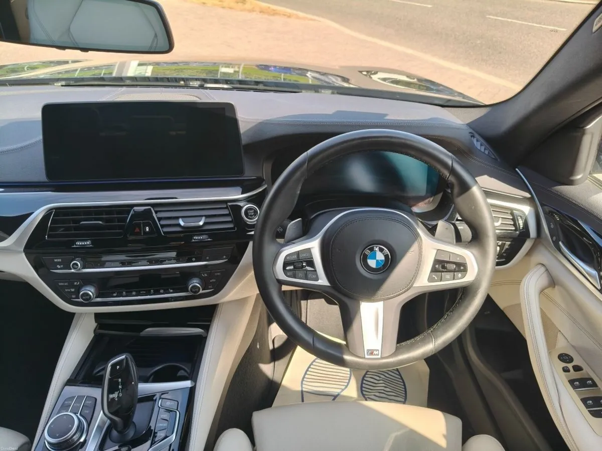 BMW 5-Series 520d M Sport Saloon - Image 4