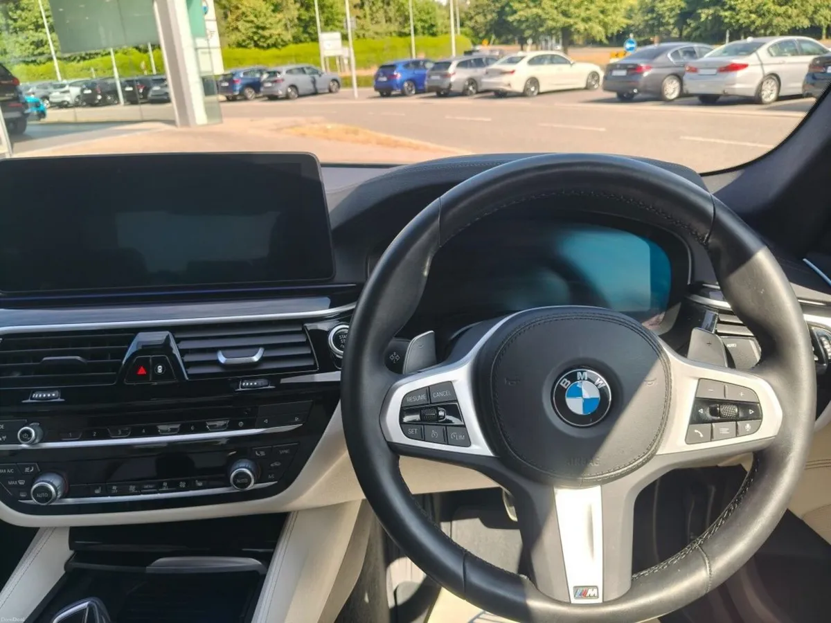 BMW 5-Series 520d M Sport Saloon - Image 5