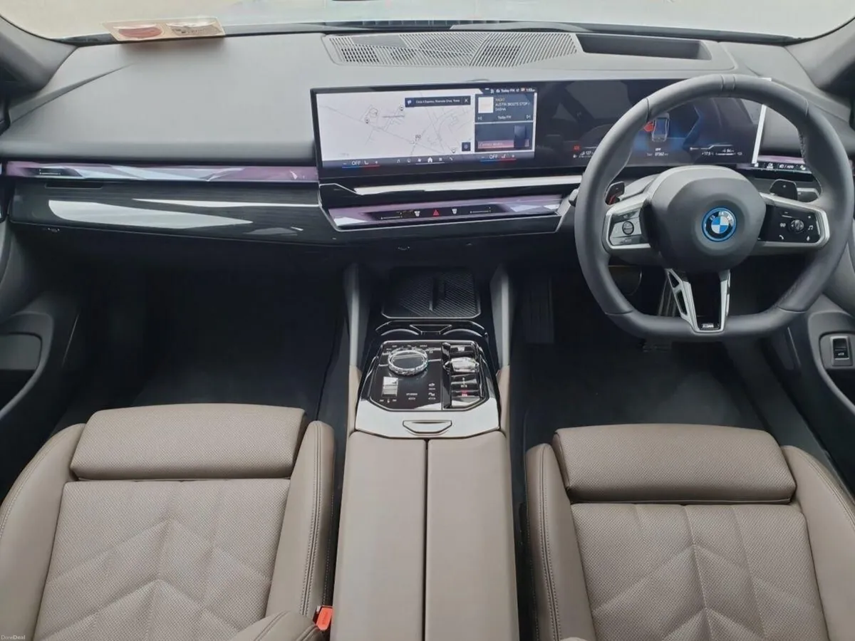 BMW 5-Series 530e M Sport Pro Saloon - Image 4
