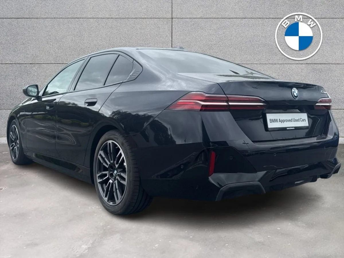 BMW 5-Series 530e M Sport Saloon - Image 2