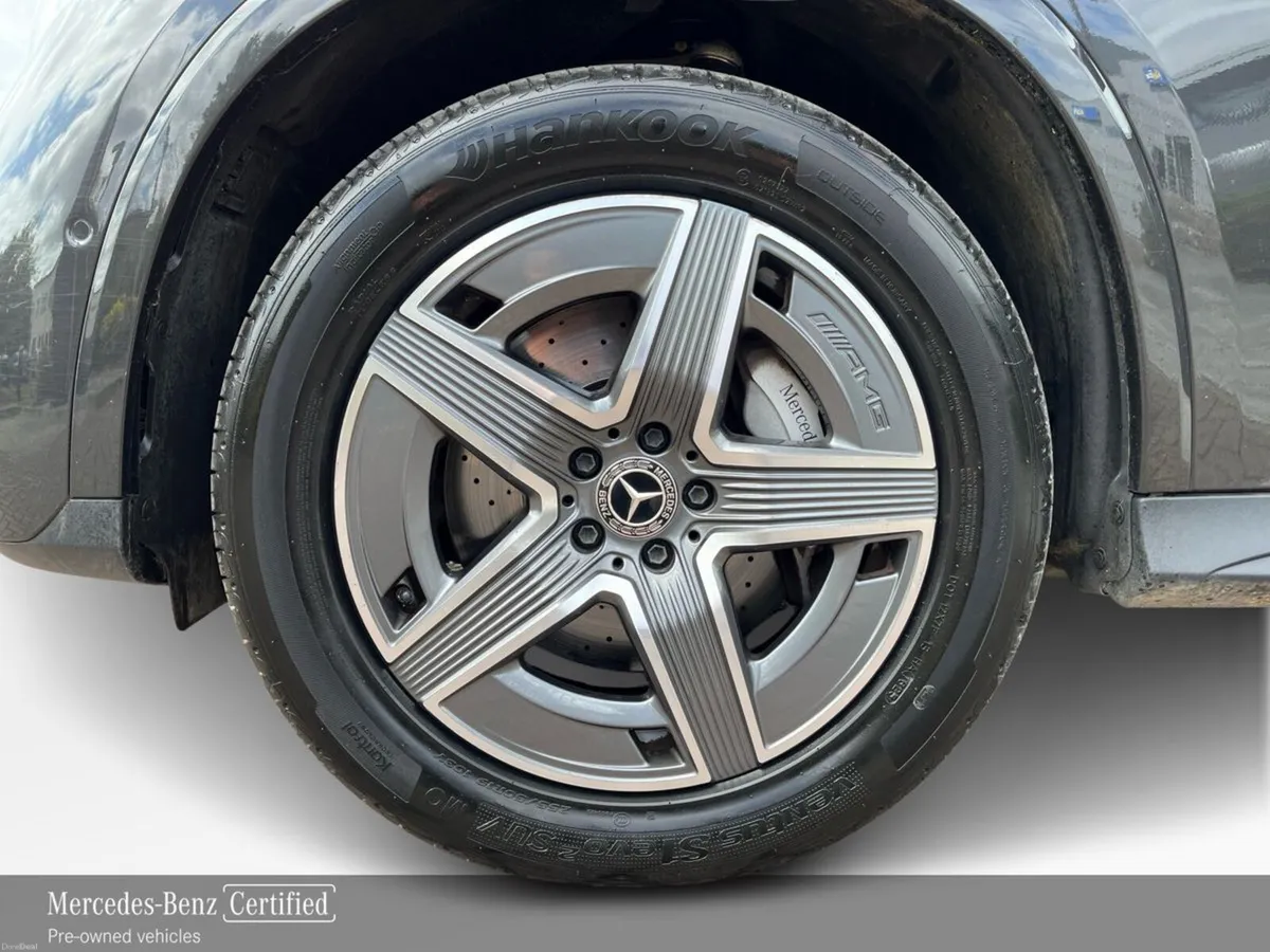 Mercedes-Benz GLC 300E AMG Line Plus 4MATIC MHEV S - Image 5