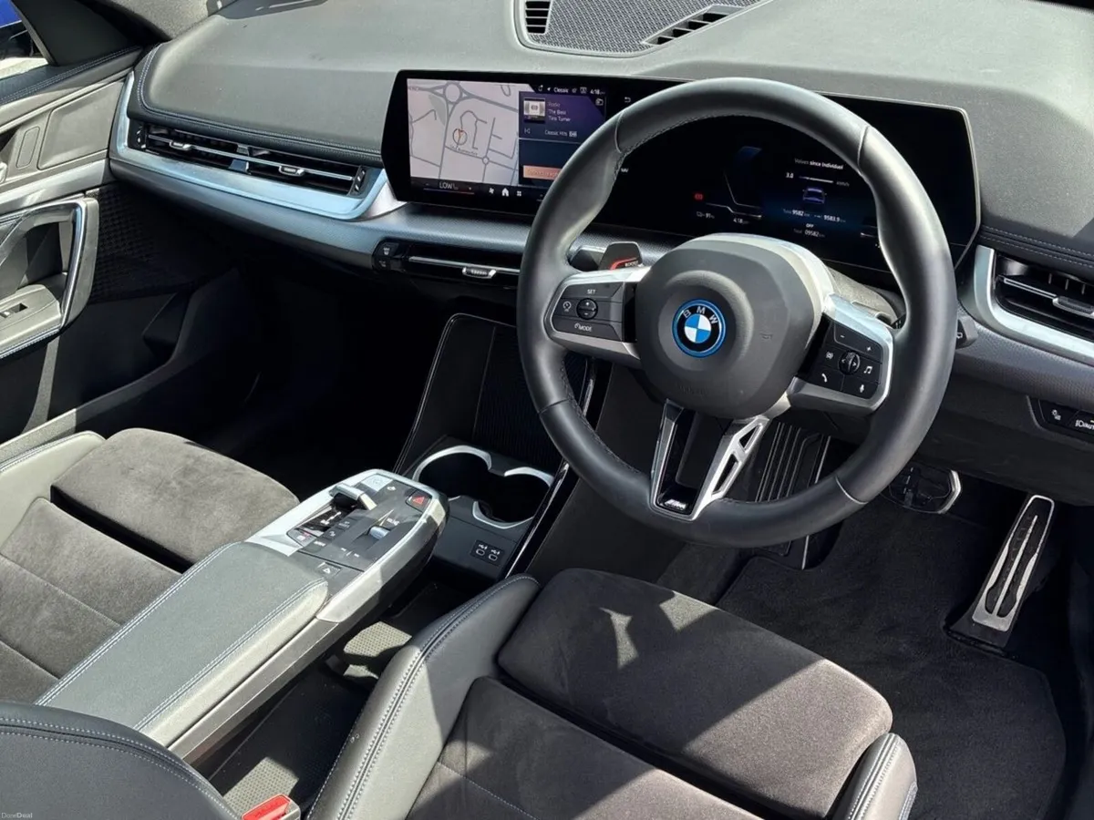 BMW iX1 eDrive20 M Sport - Image 5