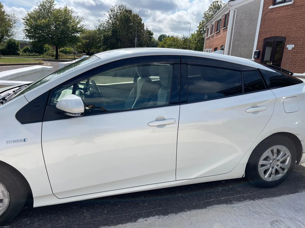 Toyota Prius 162D - Image 5