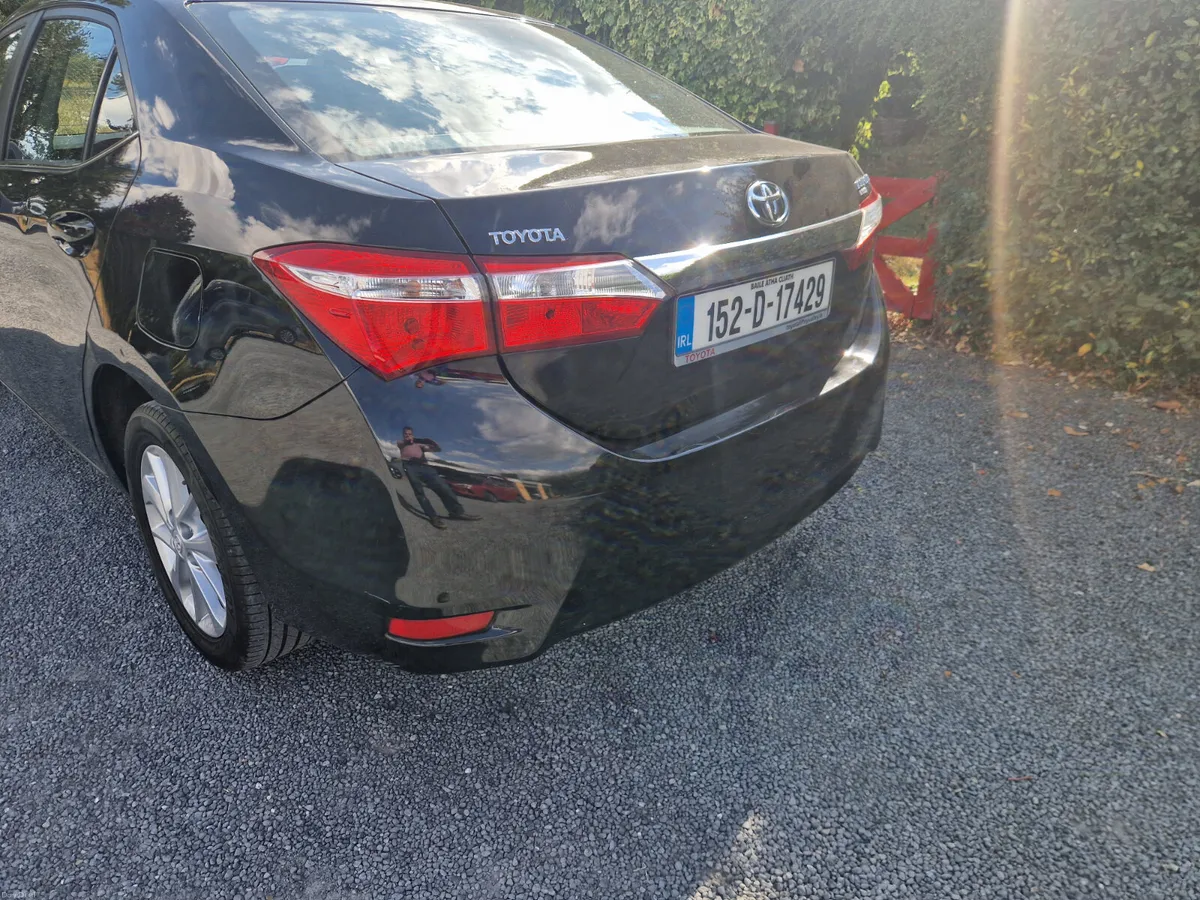 Toyota Corolla PETROL LUNA 2015 - Image 3