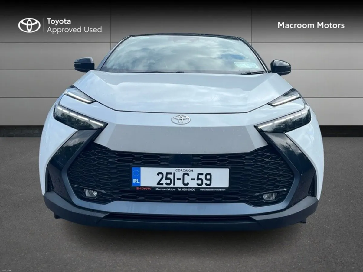 Toyota C-HR USED CAR SALE!! PHEV SOL - Image 5
