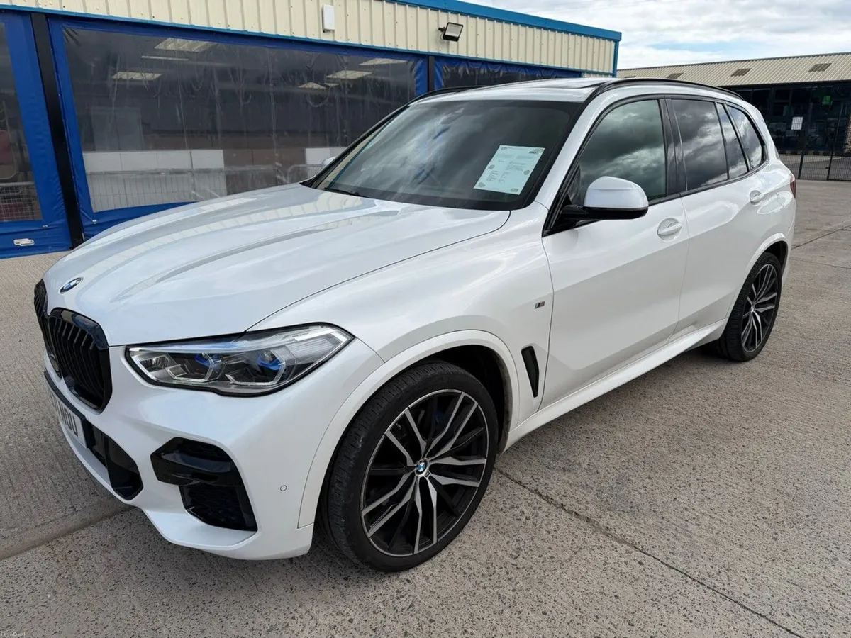 BMW X5 XDRIVE 30D M SPORT 7 SEATER MHEV AUTOMATIC - Image 4