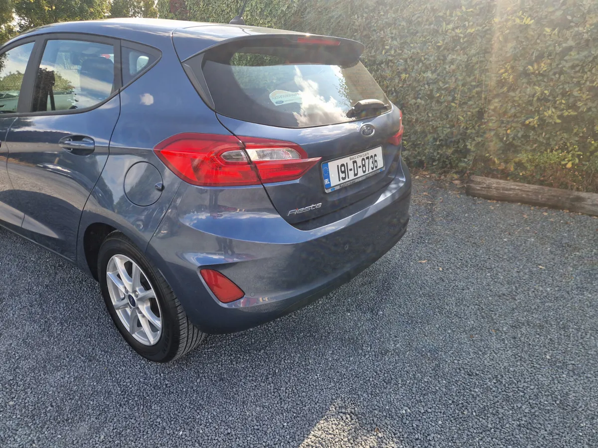 Ford Fiesta  1.1 TITANIUM 2019 - Image 3