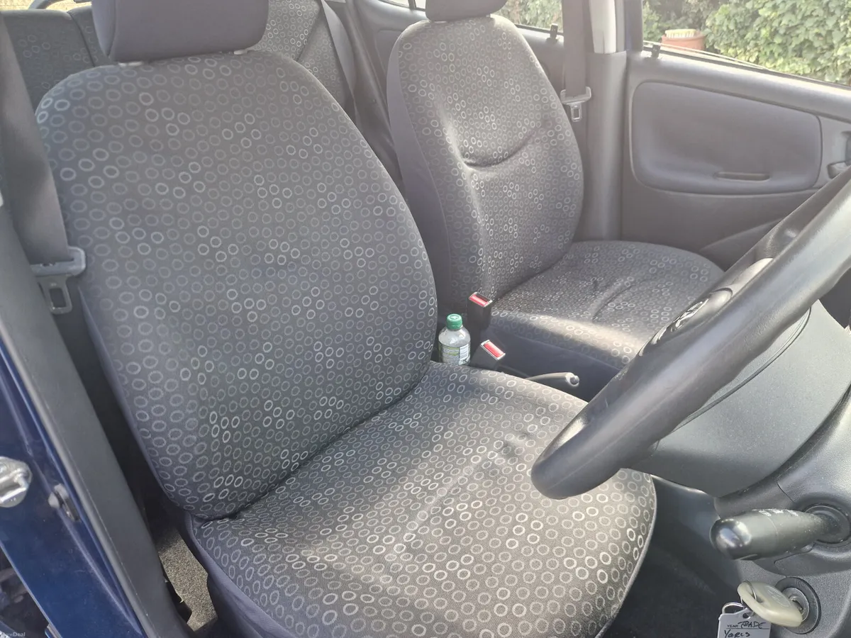 Toyota Yaris 2005 - Image 6