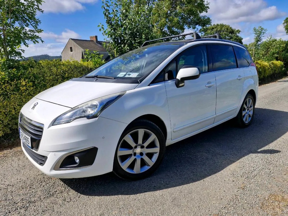 Peugeot 5008 7 seater - Image 4