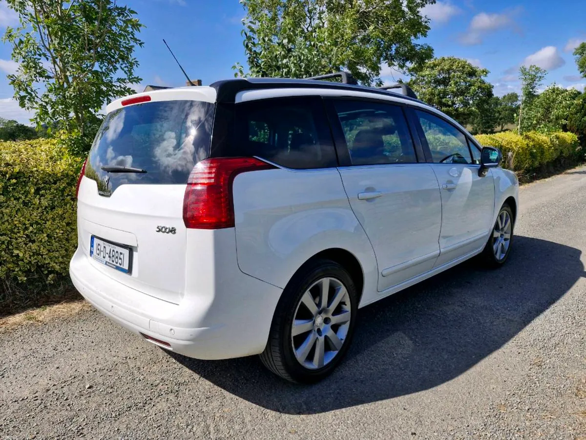 Peugeot 5008 7 seater - Image 6